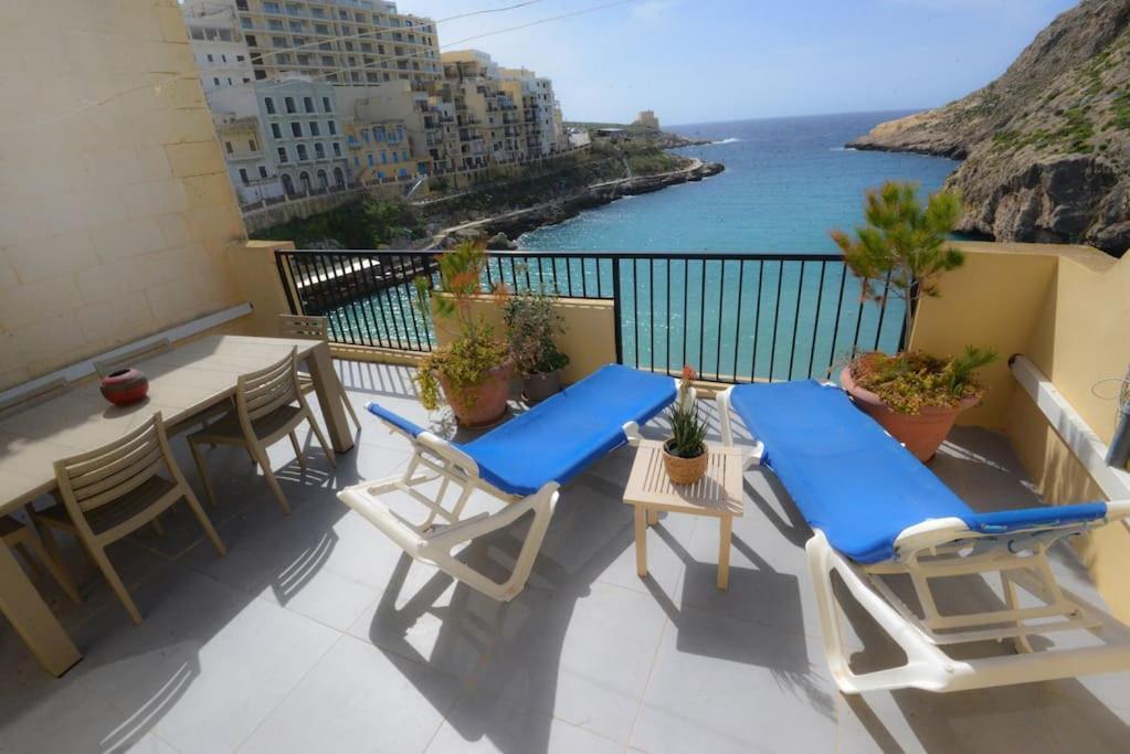Seafront Duplex Penthouse With Terrace Overlooking Xlendi Bay Exterior photo